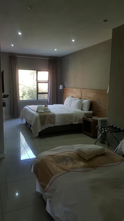 Fa'Trez Guest House & Spa Pretoria-Noord Buitenkant foto