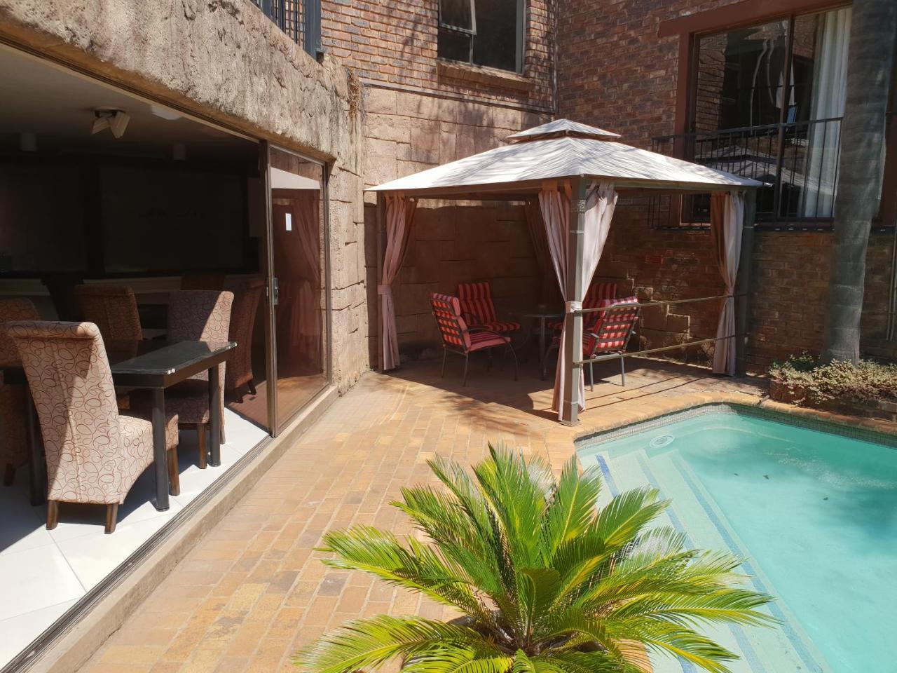 Fa'Trez Guest House & Spa Pretoria-Noord Buitenkant foto